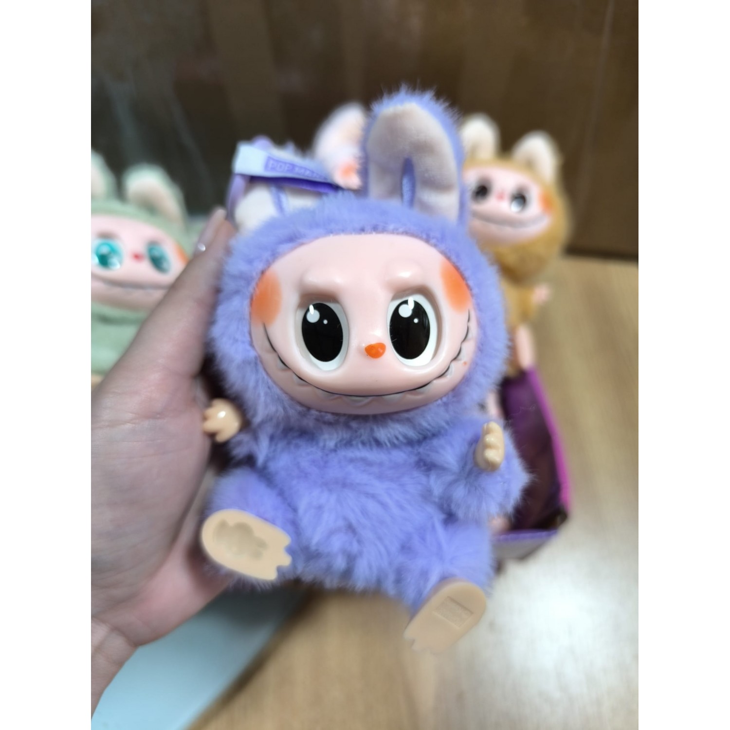 Breloc Jucarie Labubu 15 cm, cu coada rotativa Jocuri si jucarii pentru copii