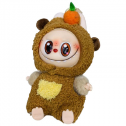 Breloc Jucarie Labubu 15 cm in costum de CAPYBARA